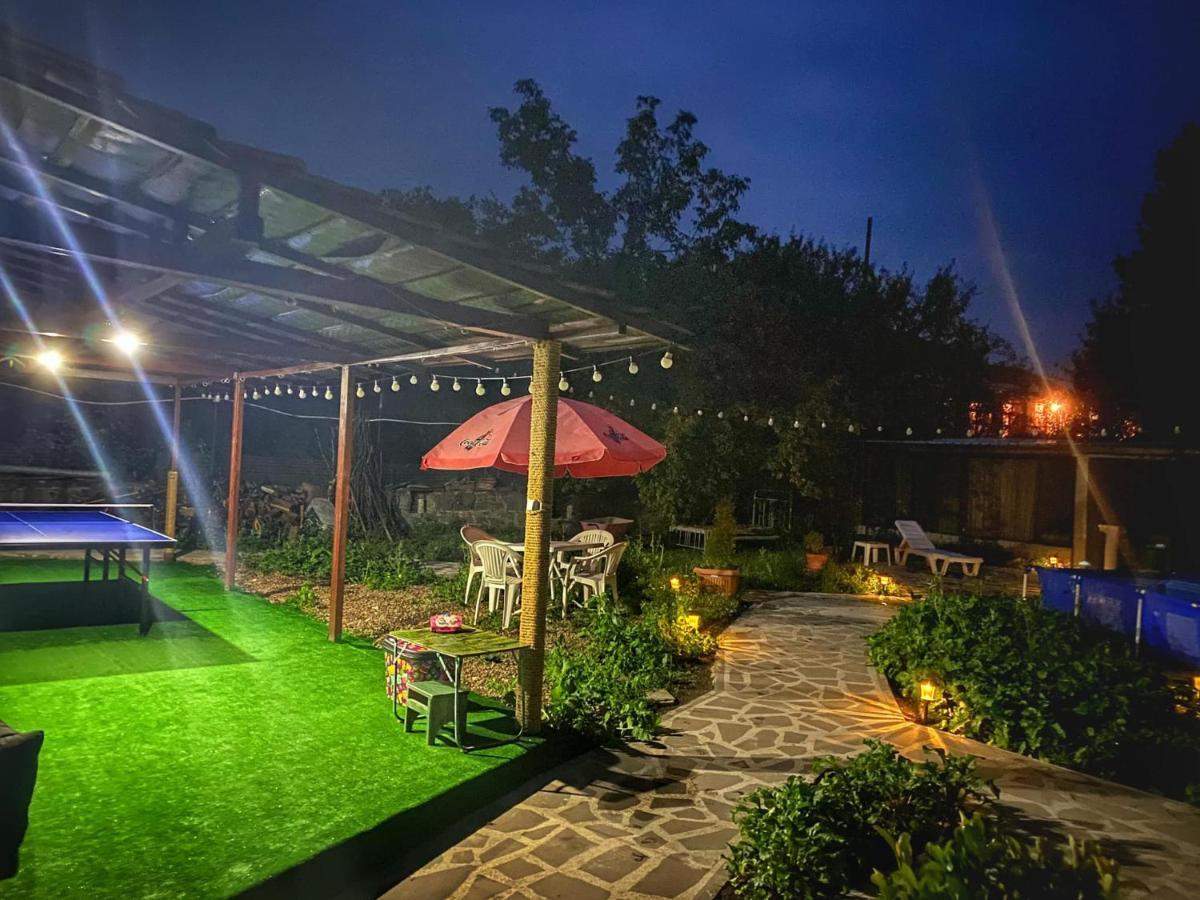 Artist'S House Hotel Tetritskaro Luaran gambar