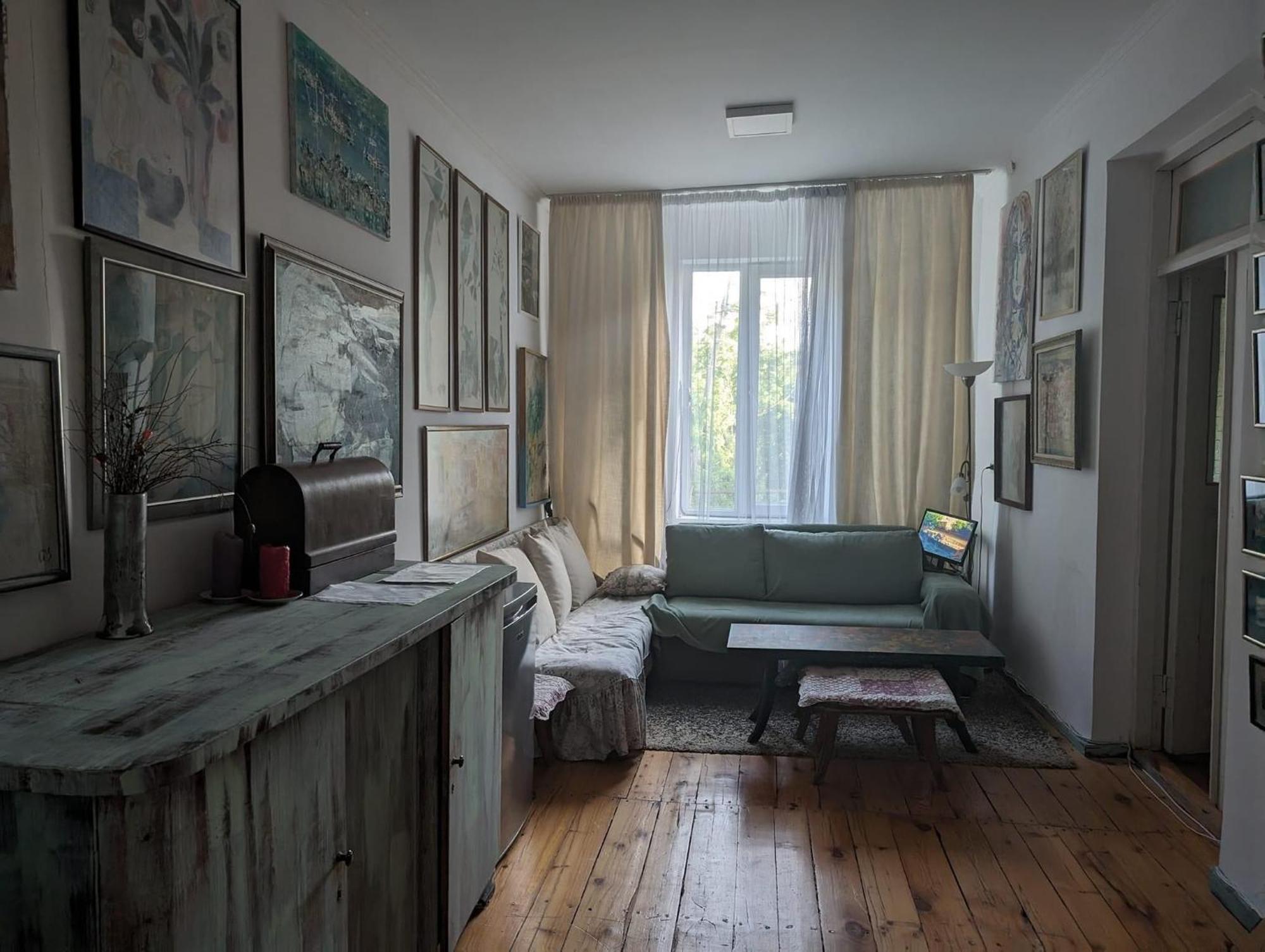 Artist'S House Hotel Tetritskaro Luaran gambar